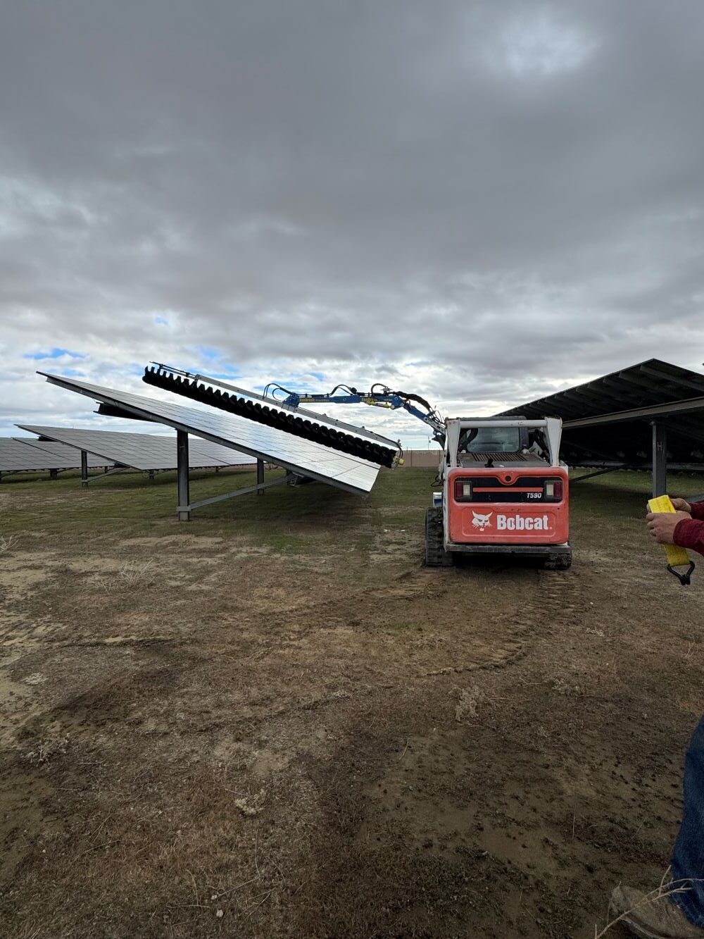 Professional contractor driven commercial solar cleaning